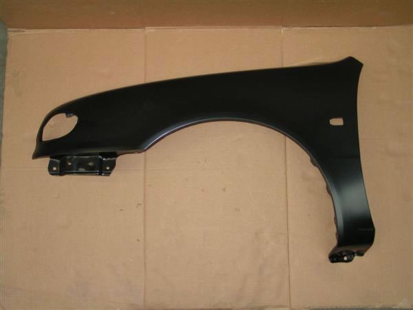 Front Wing RH
