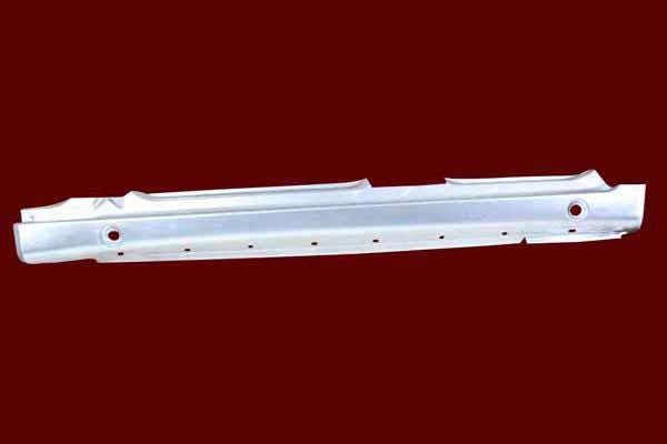 Mercedes C-Class 1993-2001 (W202) Sill Full Type R/H