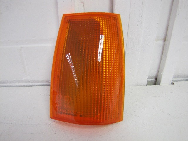 Renault 9 1982-1985 Indicator Lamp (Front Bumper/1982-1985)