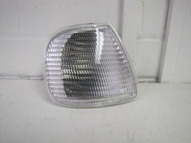 Front Indicator Lamp Clear RH