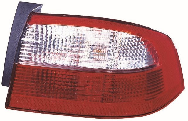 Renault Laguna Hatchback 01-05 Rear Lamp (Outer)