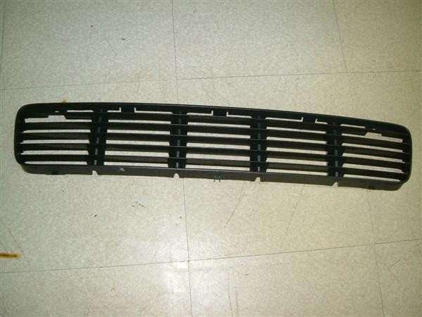 Front Bumper Grille Centre