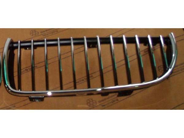 Front Grille 6 Cylinder LH