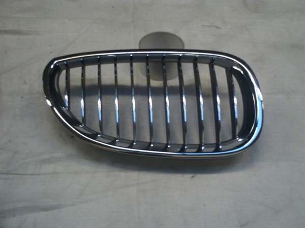 Ft Grille Chrome/Chrome/Blk RH