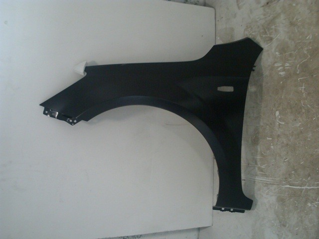 Front Wing - LH