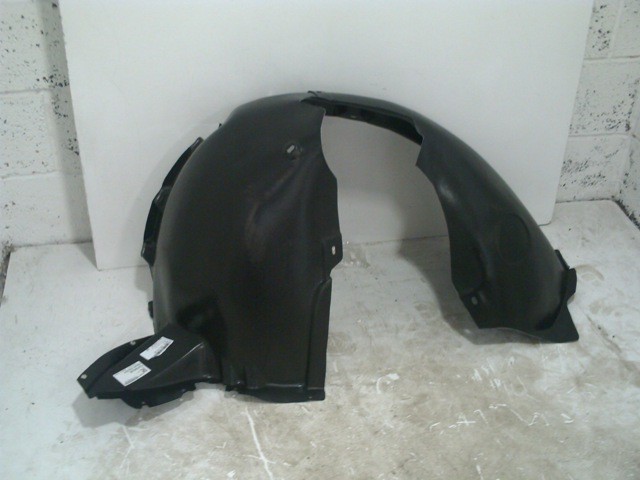 Front Wing Splashguard RH