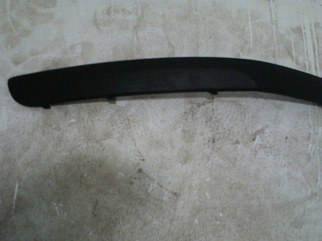 Front Bumper Moulding - RH