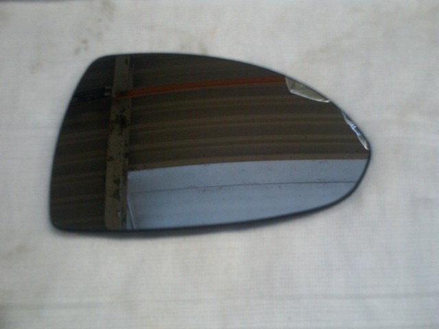Door Mirror Glass Heated RH