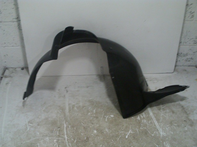 Front Wing Splashguard LH