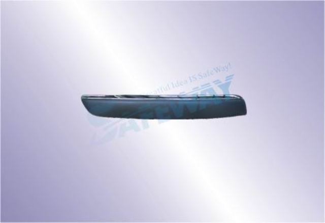 Front Bumper Moulding RH