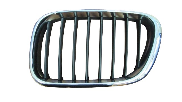 BMW X5 2000-2004 Front Grille (Chrome Surround)