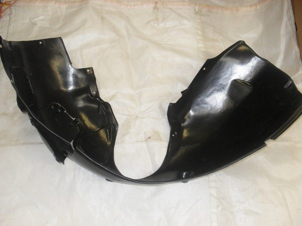 BMW Z4 2003-2009 Front Wing Splashguard
