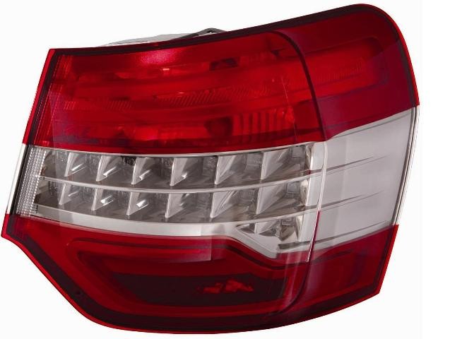 Citroen C5 2011- Saloon Rear Lamp - Wing  (2011-)