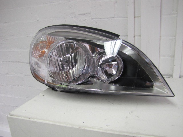 Headlamp - Halogen Type - RH