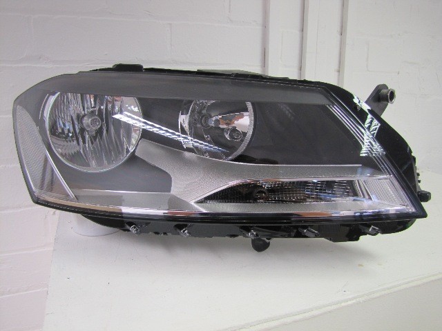 Volkswagen Passat Saloon/Estate 2011-2014 R/H