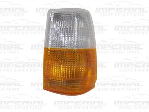 Volvo 740/760 Saloon/Estate 1982-1987 Indicator Lamp Amber (Situated Next To The Headlamp)